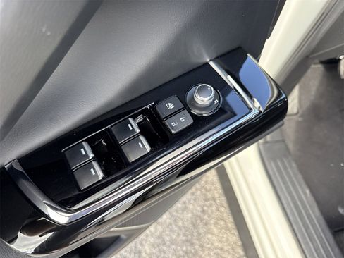 Used 2022 MAZDA CX-9 Touring Plus image 18