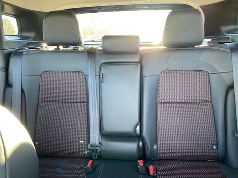 New 2026 Nissan Kicks SR image 12