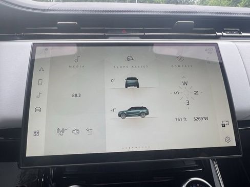 Used 2023 Land Rover Range Rover Sport SE Dynamic image 15