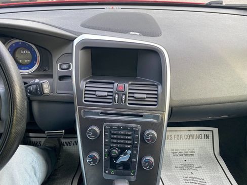 Used 2012 Volvo XC60 T6 R-Design Platinum image 14