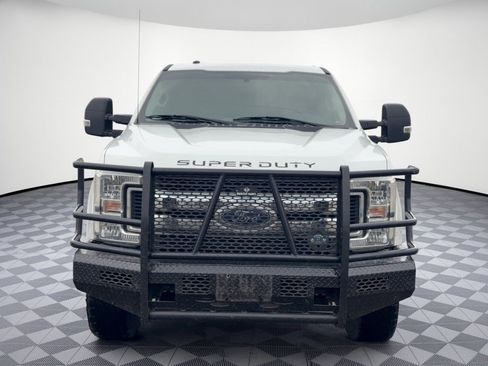 Used 2018 Ford F250 XLT AWD/4WD image 6