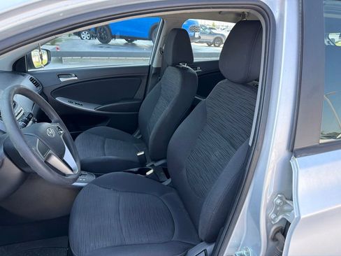 Used 2017 Hyundai Accent SE FWD image 8