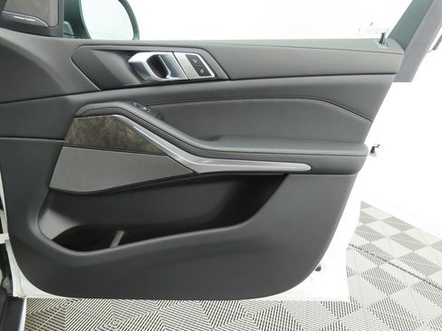 New 2026 BMW X5 xDrive40i w/ Premium Package image 25