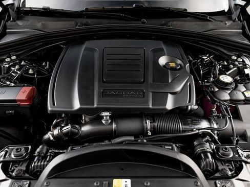 New 2026 Jaguar F-PACE R-Dynamic S AWD/4WD image 31