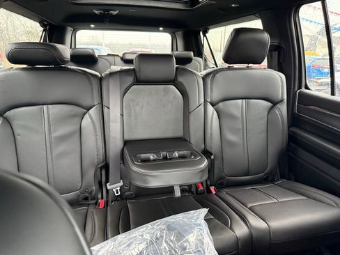 New 2026 Jeep Grand Wagoneer L 4WD w/ Premium Group I image 64