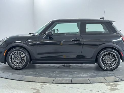 New 2026 MINI Cooper 2-Door Hardtop FWD image 5