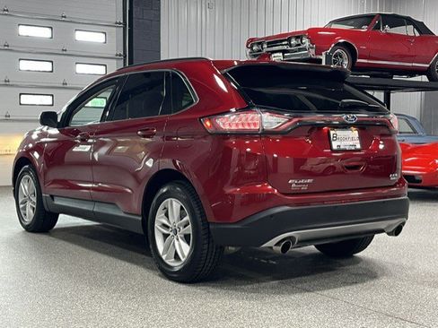 Used 2016 Ford Edge SEL w/ Equipment Group 201A AWD/4WD image 3