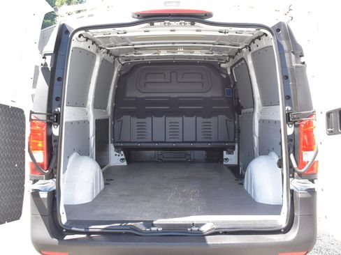 Used 2020 Mercedes-Benz Metris image 49