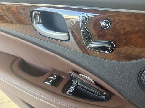 Used 2014 Hyundai Equus Signature image 22