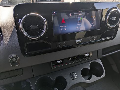 New 2025 Mercedes-Benz Sprinter 2500 image 6