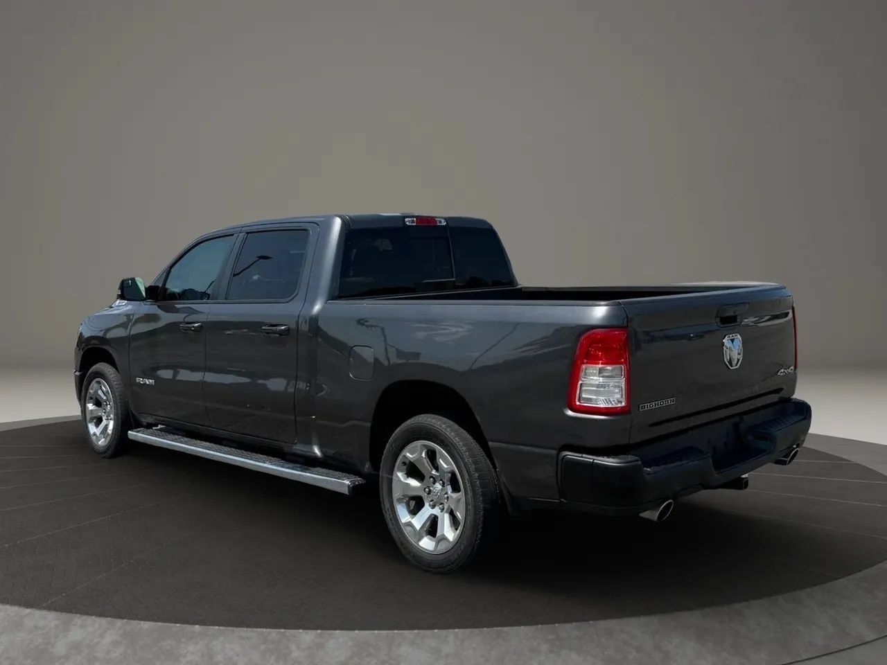Used 2019 RAM 1500 Big Horn AWD/4WD image 3