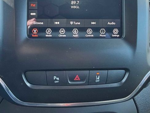 Certified 2021 Jeep Cherokee Latitude Plus image 22