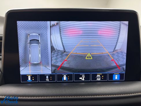 Used 2021 GMC Yukon AT4 w/ AT4 Premium Plus Package image 17