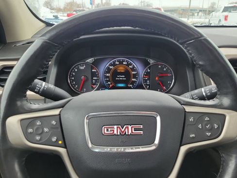 Used 2019 GMC Acadia Denali w/ Technology Package image 10