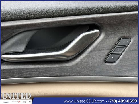 Used 2022 Jeep Grand Cherokee Limited image 14