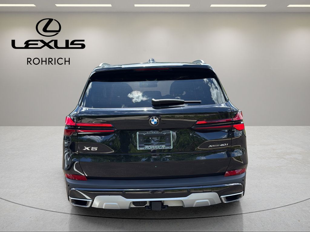 Used 2025 BMW X5 xDrive40i w/ Premium Package AWD/4WD image 7