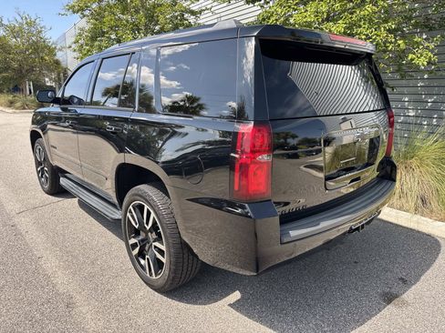 Used 2019 Chevrolet Tahoe Premier w/ RST Edition RWD image 3