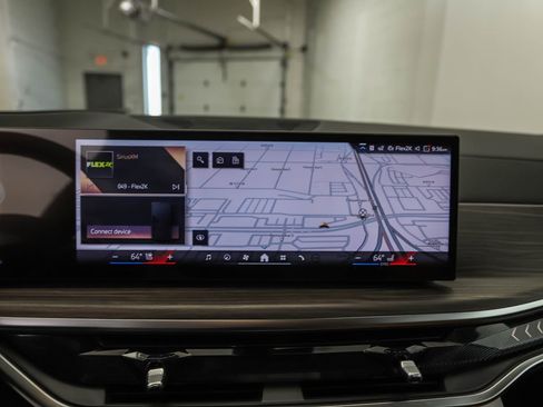 Used 2026 BMW X5 xDrive40i w/ M Sport Package image 16