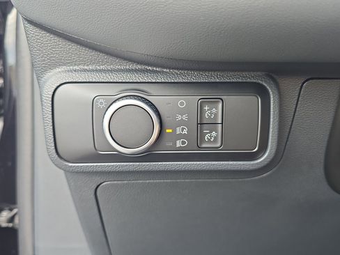 New 2026 Ford Explorer Active image 20