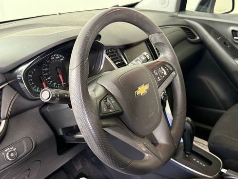 Used 2020 Chevrolet Trax LS w/ Tint and Cruise Package image 15