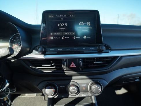 Used 2024 Kia Forte LX image 29