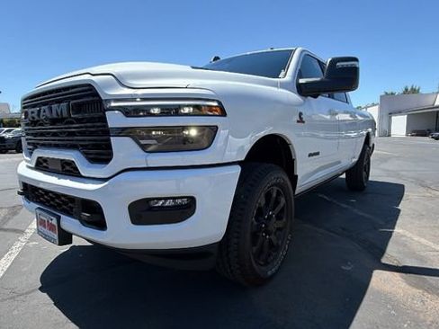 New 2026 RAM 2500 Laramie w/ Night Edition AWD/4WD image 9
