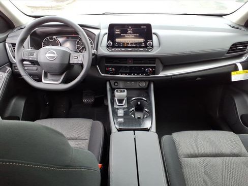 New 2026 Nissan Rogue SV image 7