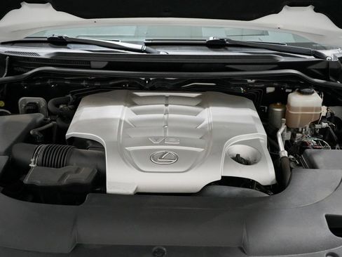 Used 2017 Lexus LX 570 4WD image 41