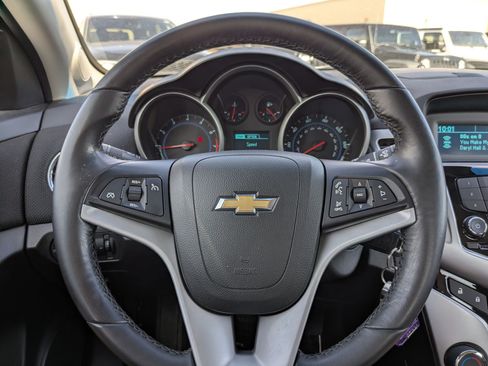 Used 2013 Chevrolet Cruze LT FWD image 18