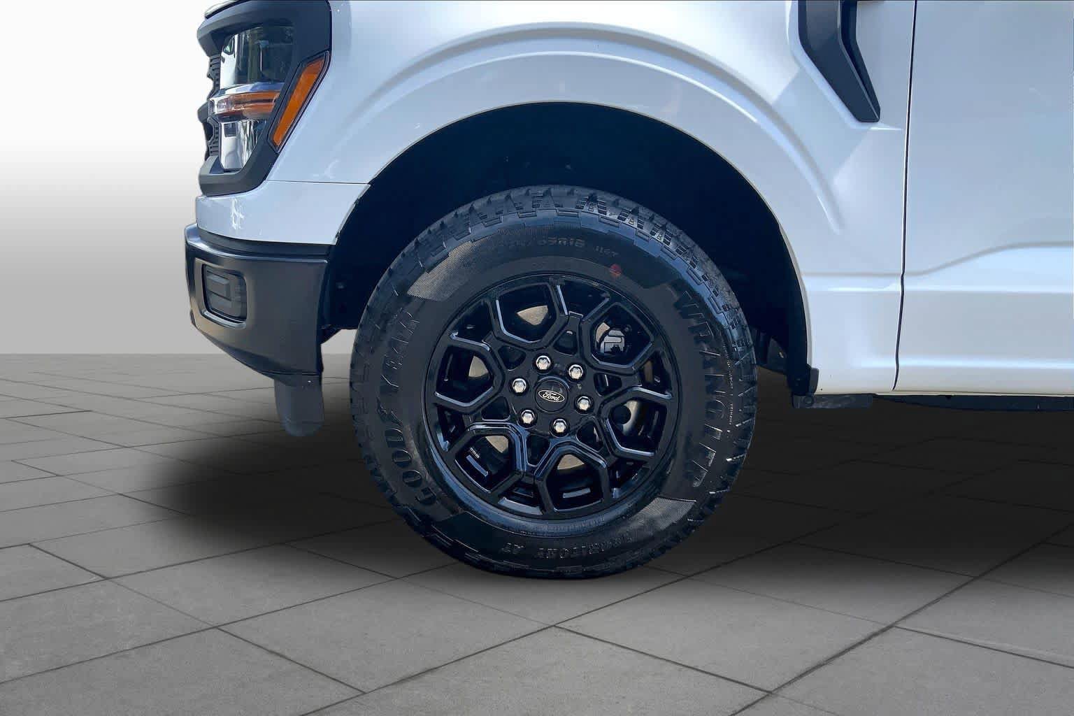 Used 2025 Ford F150 XL AWD/4WD image 11