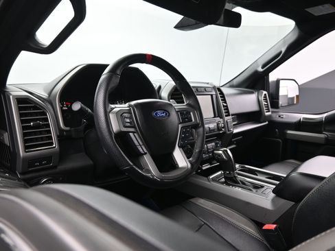 Used 2018 Ford F150 Raptor w/ Equipment Group 802A Luxury image 15