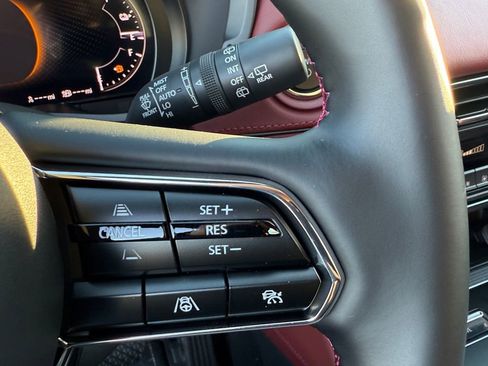 New 2025 MAZDA CX-70 Plug-In Hybrid w/ Premium Plus image 16