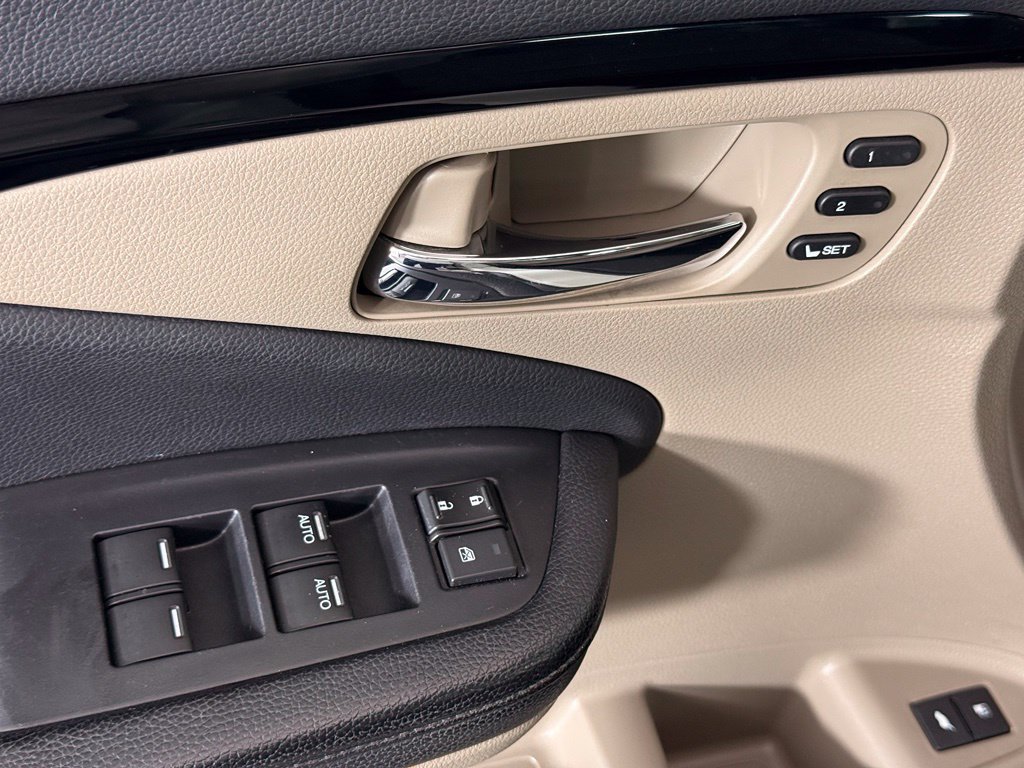 Used 2018 Honda Pilot Elite image 27