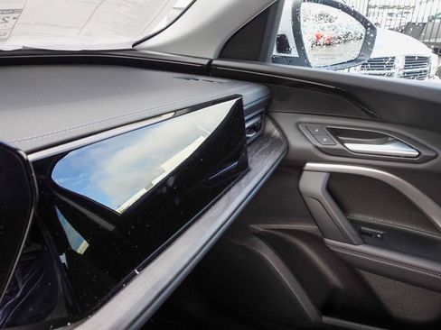 New 2025 Audi Q5 2.0T Premium image 22