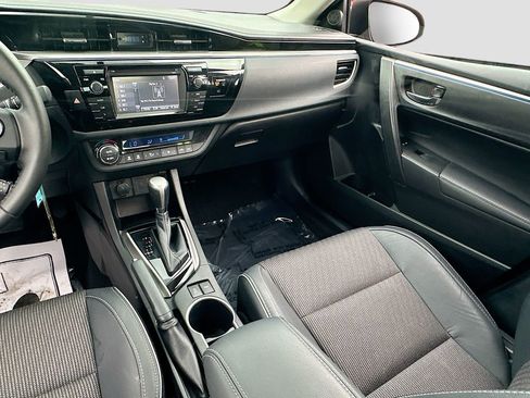 Used 2014 Toyota Corolla S FWD image 21