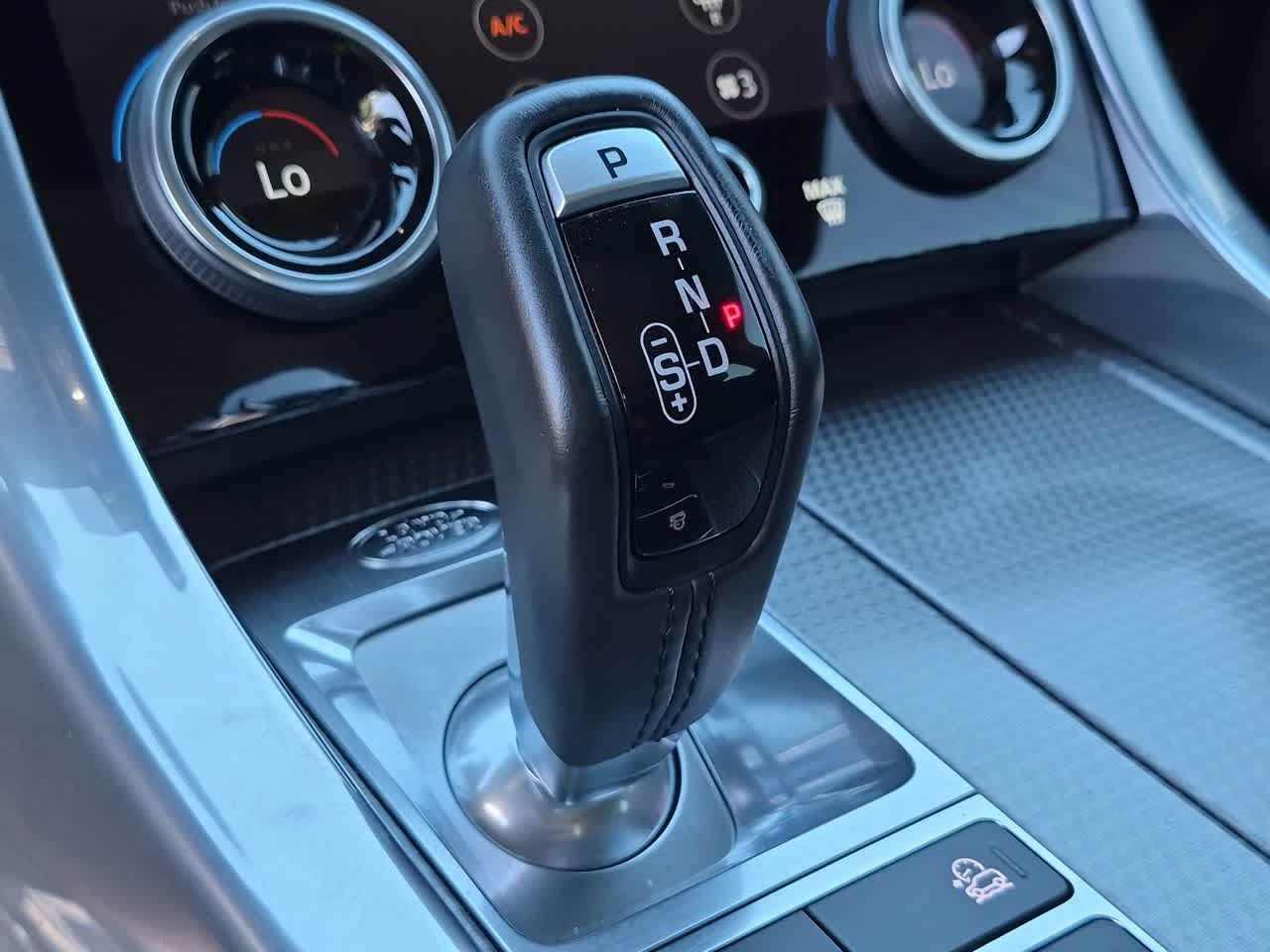 Used 2019 Land Rover Range Rover Sport Supercharged AWD/4WD image 31