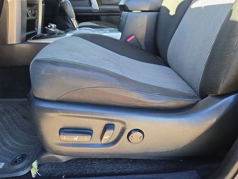 Used 2018 Toyota 4Runner SR5 image 17