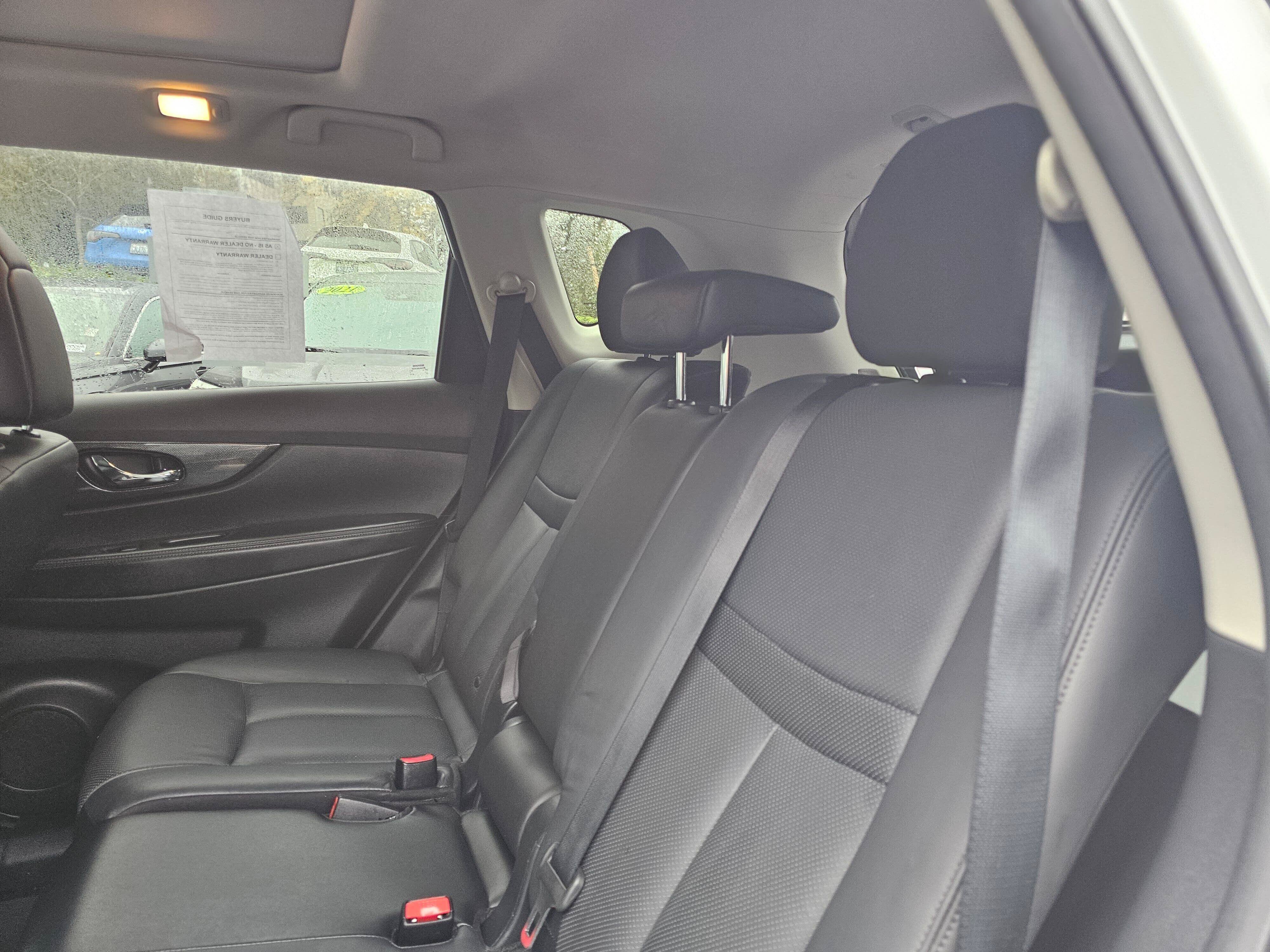 Used 2015 Nissan Rogue SL w/ SL Premium Package AWD/4WD image 21