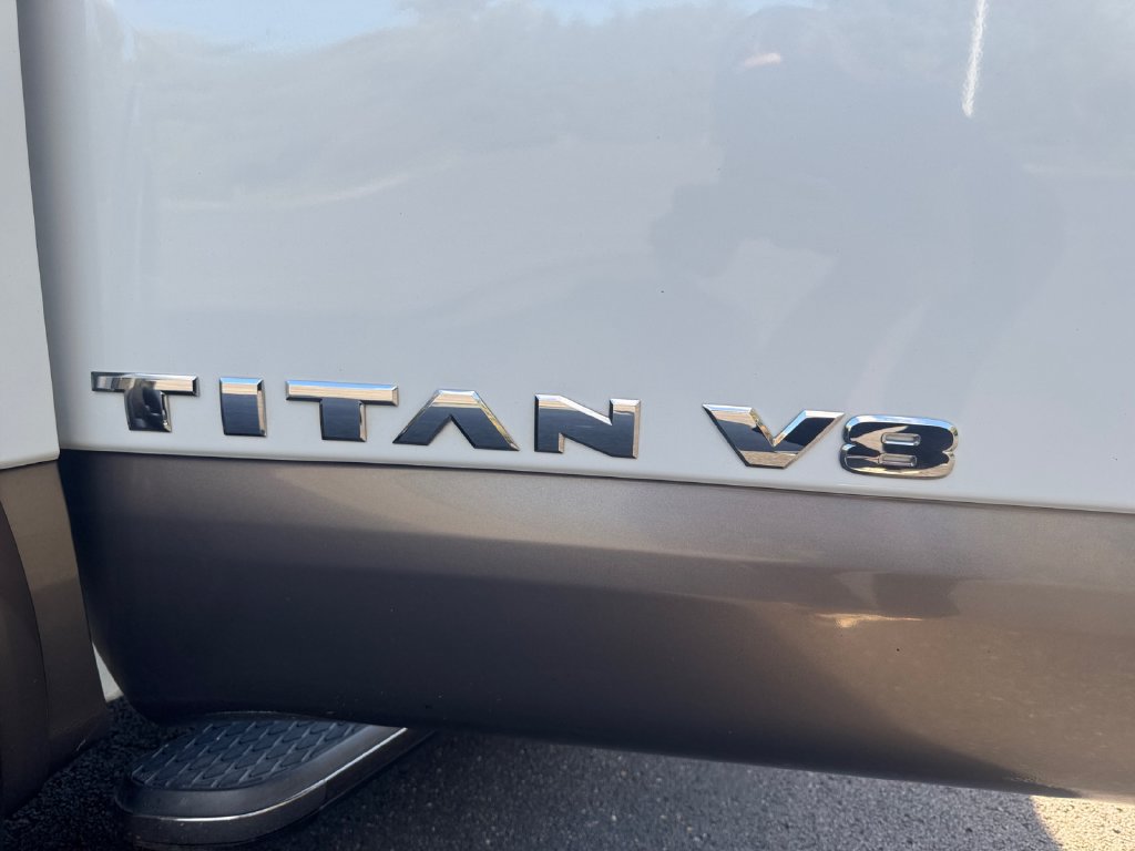 Used 2019 Nissan Titan Platinum Reserve w/ Platinum Utility Package AWD/4WD image 31