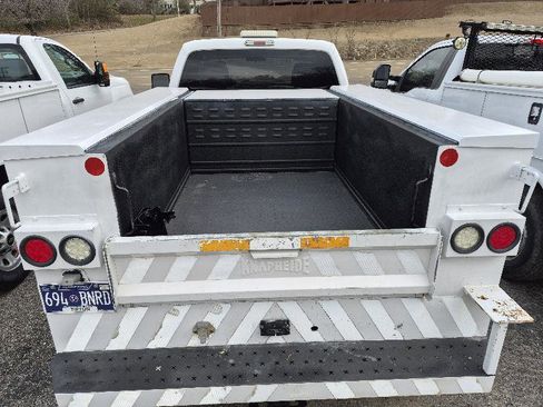 Used 2015 Ford F250 XL image 4