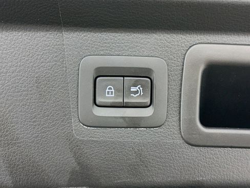 Used 2025 MAZDA CX-50 2.5 Hybrid w/ Preferred Pkg image 31