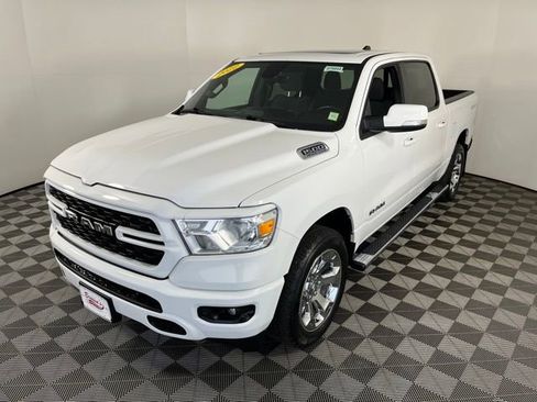 Used 2022 RAM 1500 Big Horn AWD/4WD image 3