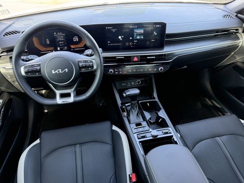 Used 2025 Kia K5 GT-Line w/ GT-Line Premium Package image 12