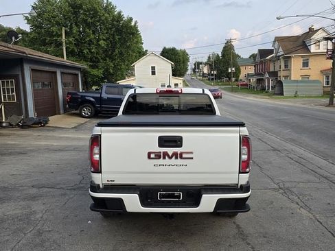 Used 2022 GMC Canyon Elevation w/ Trailering Package AWD/4WD image 5