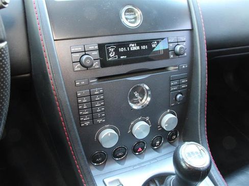 Used 2006 Aston Martin V8 Vantage Coupe image 24