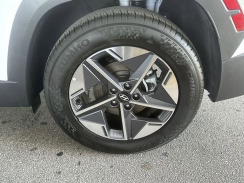 Used 2026 Hyundai Tucson SEL FWD image 10