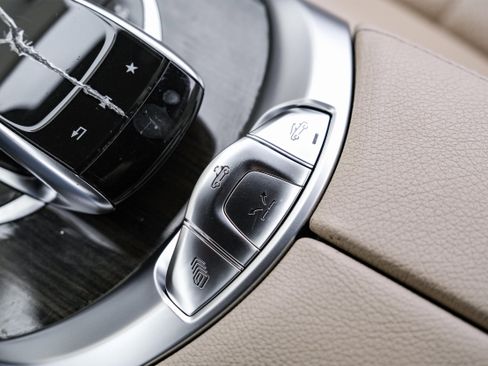 Used 2018 Mercedes-Benz C 300 Cabriolet image 23