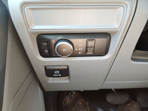 Used 2024 Ford F150 XLT w/ Mobile Office Package image 28