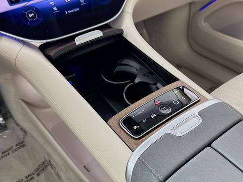 Certified 2024 Mercedes-Benz EQS 450+ SUV image 7