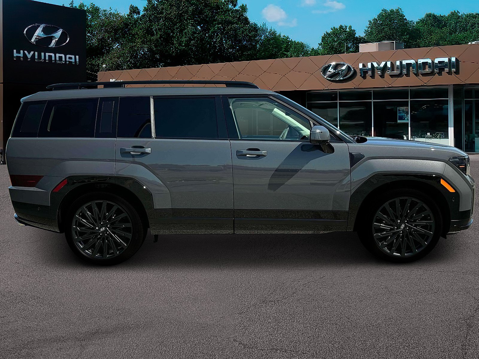 Used 2025 Hyundai Santa Fe Calligraphy AWD/4WD image 10